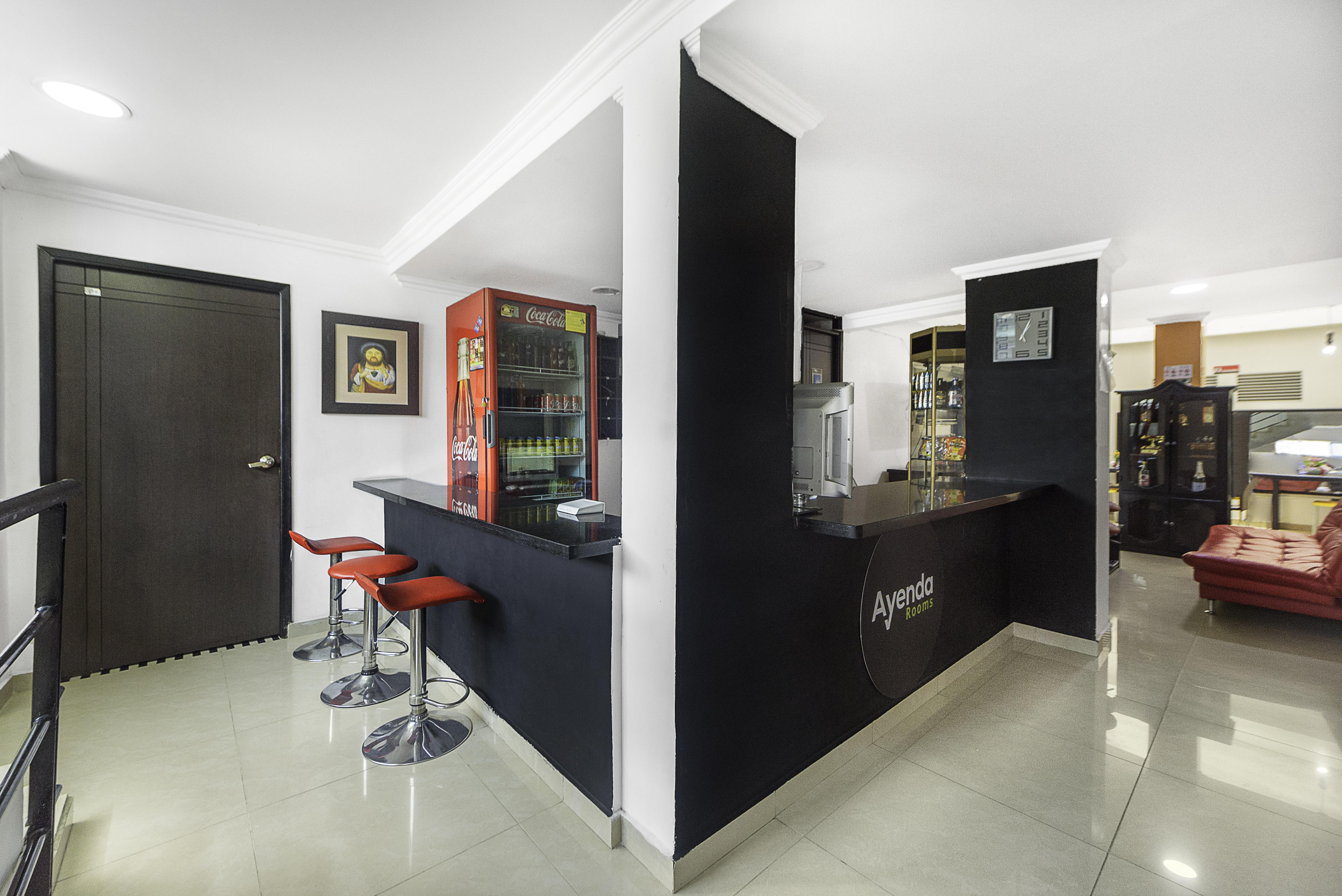 Ayenda 1219 Park 6 Hotel Меделин Екстериор снимка