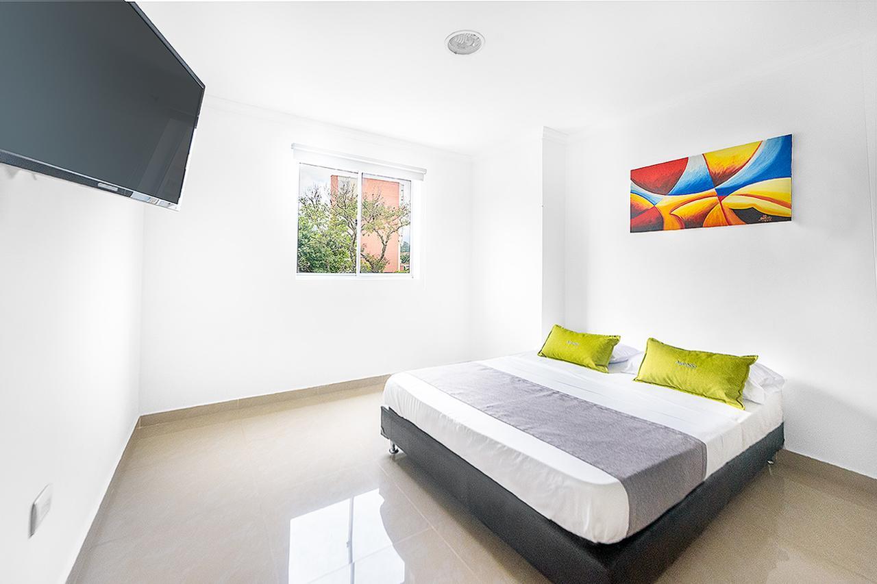 Ayenda 1219 Park 6 Hotel Меделин Екстериор снимка